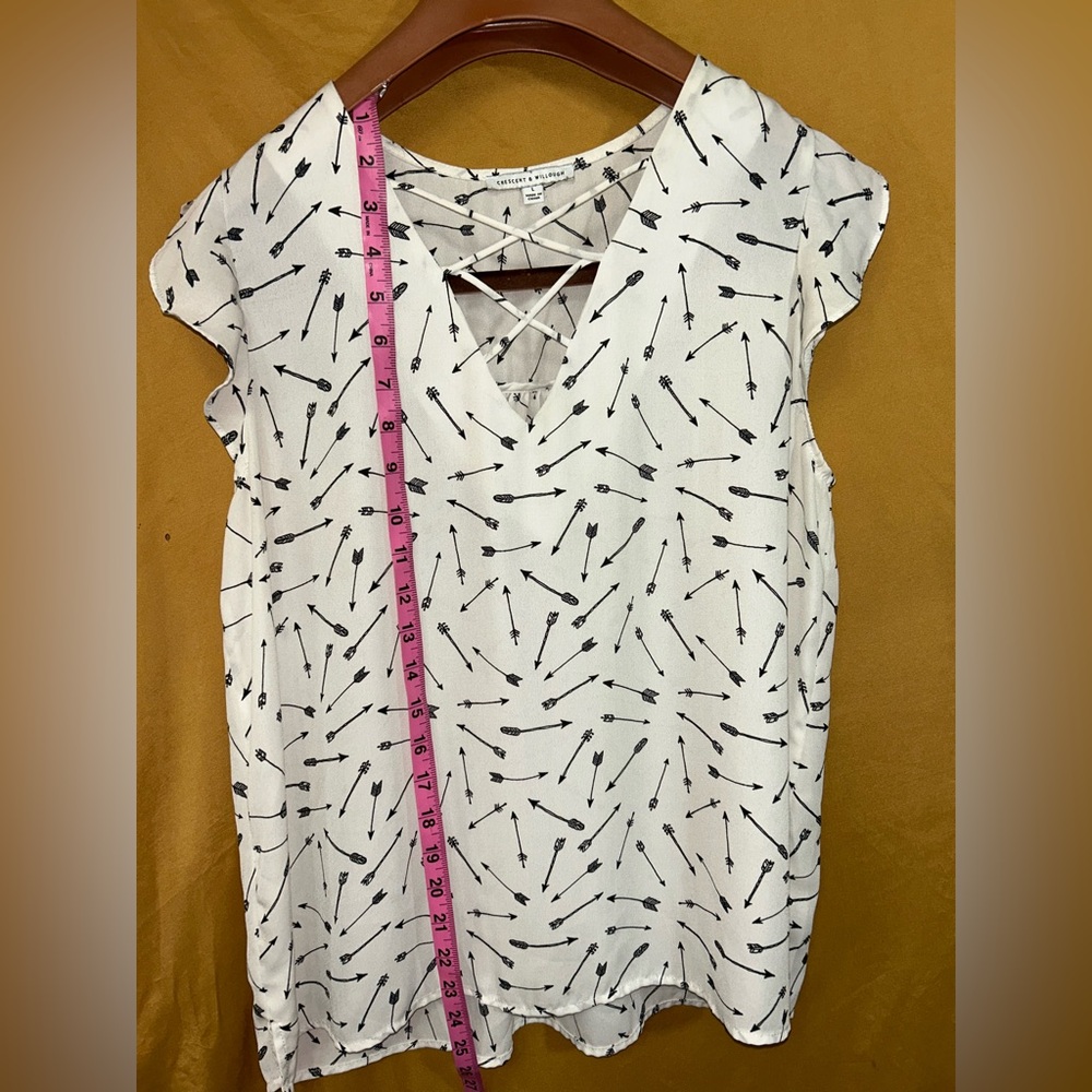 Crescent & Willough Bow & Arrows Cap Sleeve Blouse, Size L